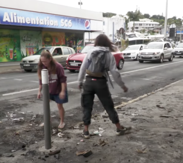 Une solidarité spontanée dans les quartiers de Nouméa ©CALEDONIA